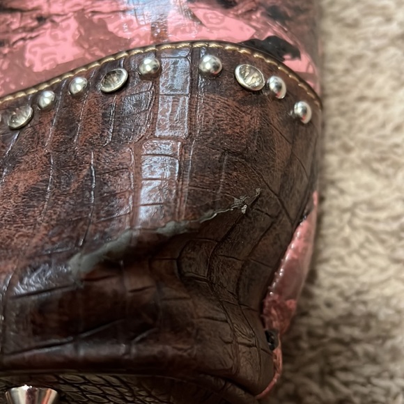 Montana West Western Buckle Collection pink camo/woodland (flawed) see pic - Picture 10 of 11
